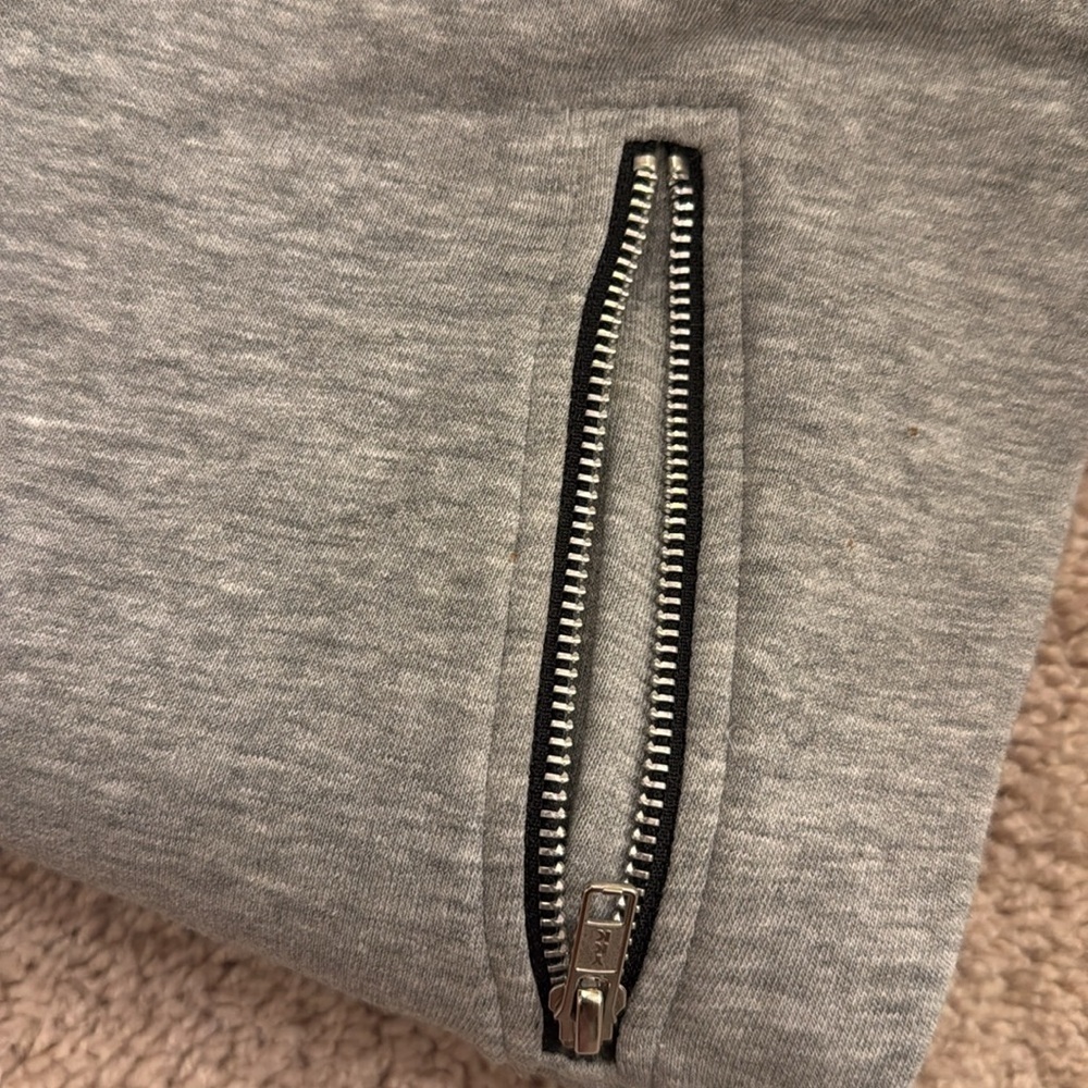 Men’s Grey Sweats - Picture 3 of 3